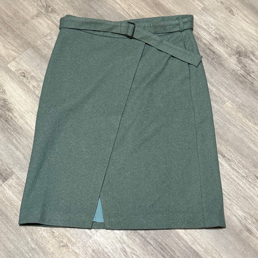 Alfani‎ 100% polyester belted wrap green skirt size 14